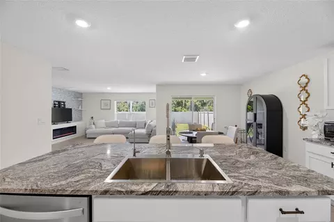 Kitchen - 3255 Silver Date Dr, Wimauma, FL 33598 photo 6 of 7