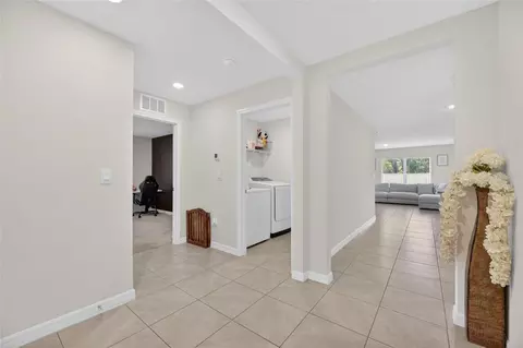 Entry Way - 3255 Silver Date Dr, Wimauma, FL 33598 photo 3 of 5