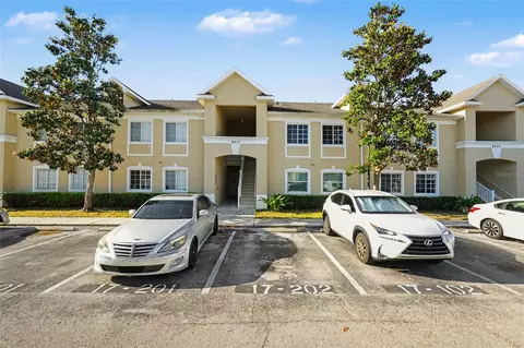 9517 Amberdale Ct #102, Riverview, FL 33578