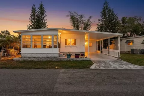94 Sugar Bear Dr #55, Safety Harbor, FL 34695