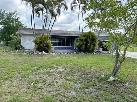 6329 11th Street Ct E, Bradenton, FL 34203