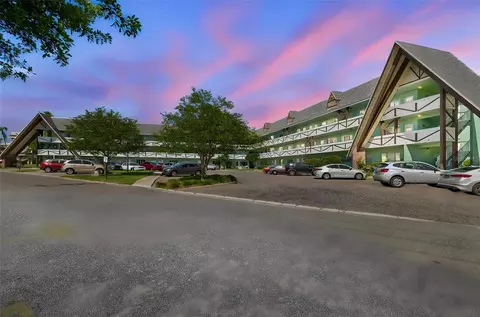 2043 Denmark St #61, Clearwater, FL 33763