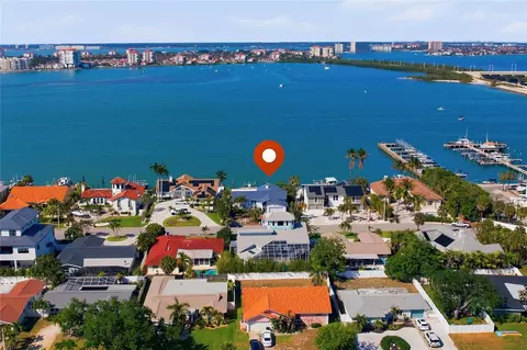155 1st St W, Tierra Verde, FL 33715