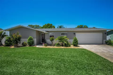 29752 69th Way N, Clearwater, FL 33761