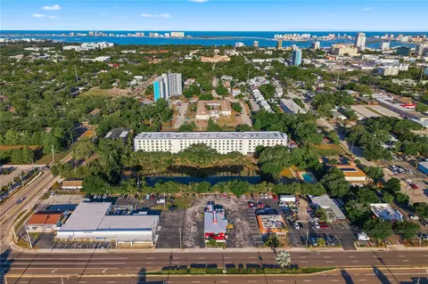 701 S Madison Ave #420, Clearwater, FL 33756