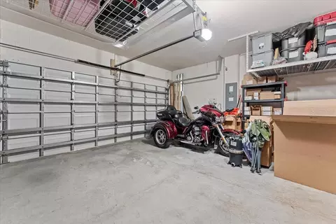 Exterior - 8005 112th Ave E, Parrish, FL 34219 photo 10 of 14