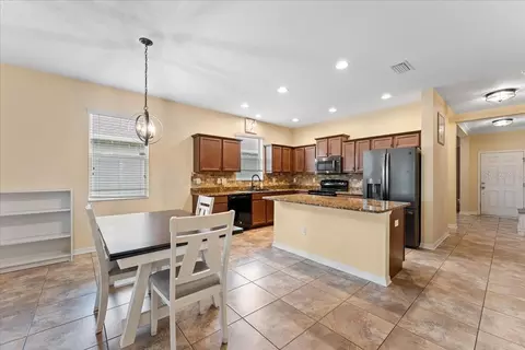 Kitchen - 8005 112th Ave E, Parrish, FL 34219 photo 7 of 7