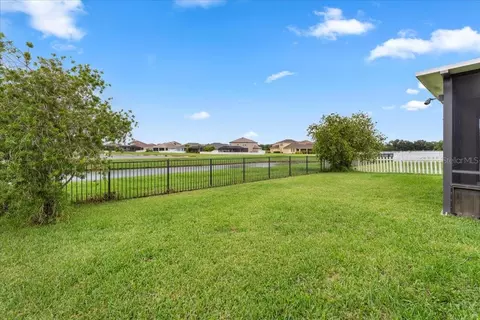 Exterior - 8005 112th Ave E, Parrish, FL 34219 photo 9 of 14