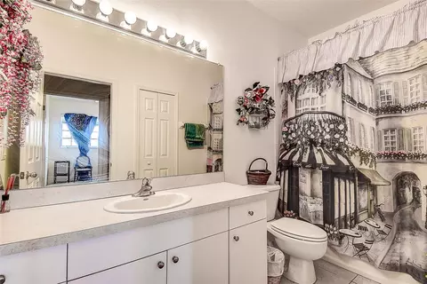 Bath - 14985 Alan Ct, Largo, FL 33771 photo 4 of 4