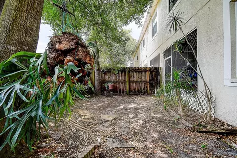 Exterior - 14985 Alan Ct, Largo, FL 33771 photo 3 of 3