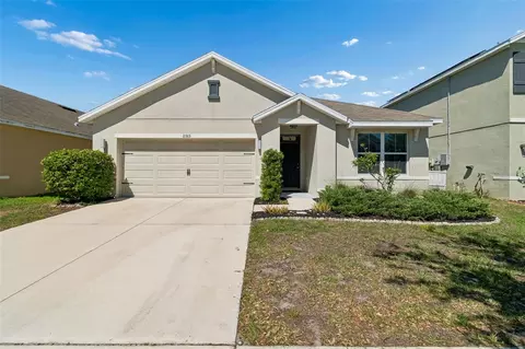 11913 Ledbury Commons Dr, Gibsonton, FL 33534