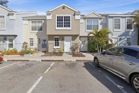 6600 121st Ave #3, Largo, FL 33773