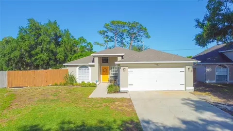 1932 Kettler Dr, Lutz, FL 33559