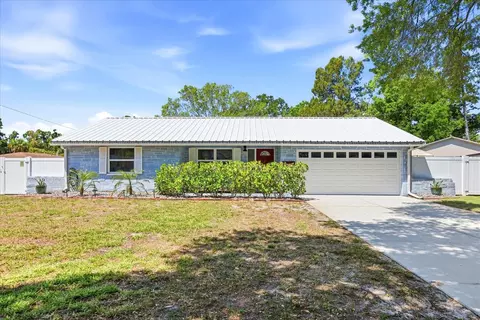 5700 Harding Blvd NE, Saint Petersburg, FL 33703