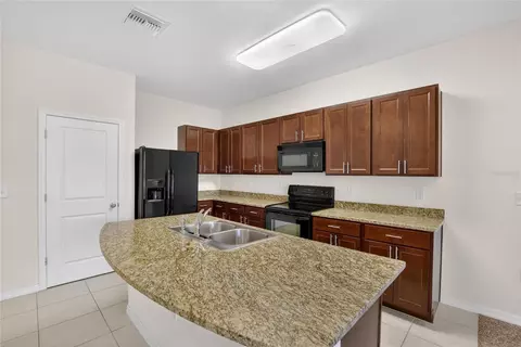 Kitchen - 8850 Indigo Trail Loop, Riverview, FL 33578 photo 1 of 3