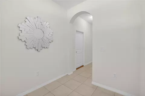 Entry Way - 8850 Indigo Trail Loop, Riverview, FL 33578 photo 3 of 16