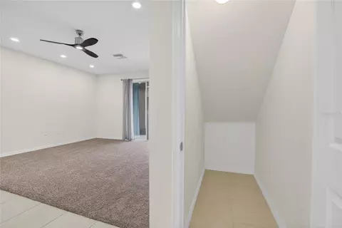 Entry Way - 8850 Indigo Trail Loop, Riverview, FL 33578 photo 6 of 16