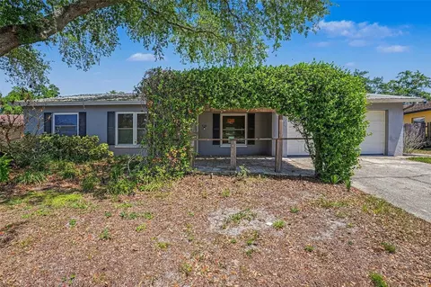 3718 Greenford St, Valrico, FL 33596