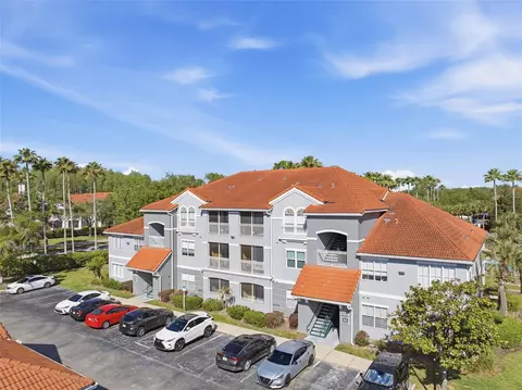 18001 Richmond Place Dr #613, Tampa, FL 33647