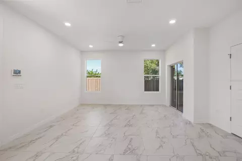 610 Silver Stream Ct, Brandon, FL 33511 photo 9