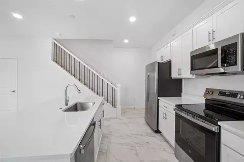 610 Silver Stream Ct, Brandon, FL 33511 photo 15