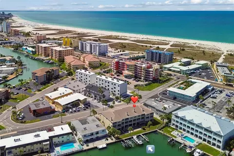 152 117th Ave, Treasure Island, FL 33706
