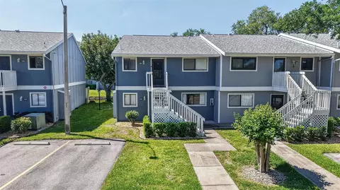 6033 34th St W #145, Bradenton, FL 34210