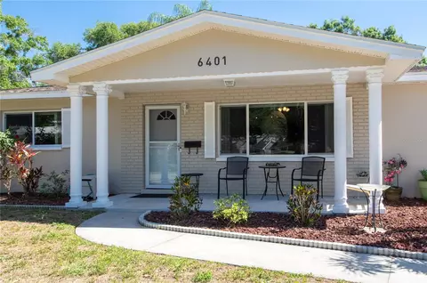 6401 26th Way N, Saint Petersburg, FL 33702