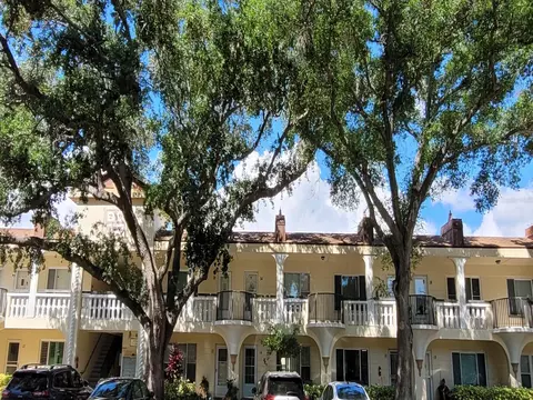 2298 Netherlands Dr #32, Clearwater, FL 33763