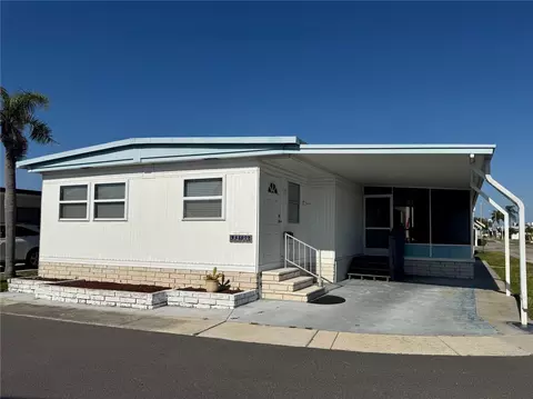 82199 F St N #199, Pinellas Park, FL 33781