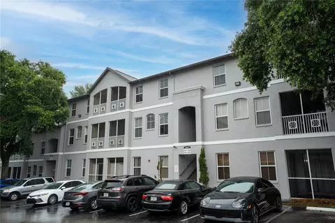 5011 Sunridge Palms Dr #204, Tampa, FL 33617