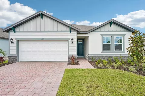 384 Birkdale Dr, Daytona Beach, FL 32124