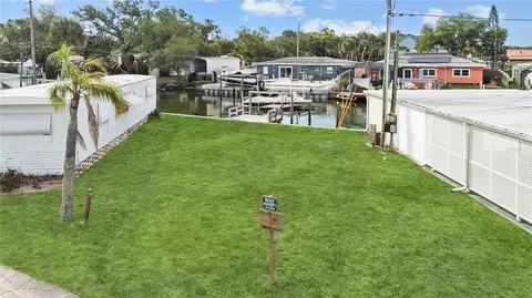 8740 43rd Ave N #136, Saint Petersburg, FL 33709