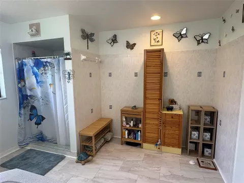 Bath - 1472 Ivydale Rd, Spring Hill, FL 34606 photo 2 of 4
