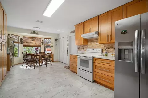 Kitchen - 1472 Ivydale Rd, Spring Hill, FL 34606 photo 4 of 4