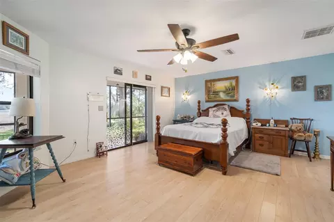 Bedroom - 1472 Ivydale Rd, Spring Hill, FL 34606 photo 1 of 4