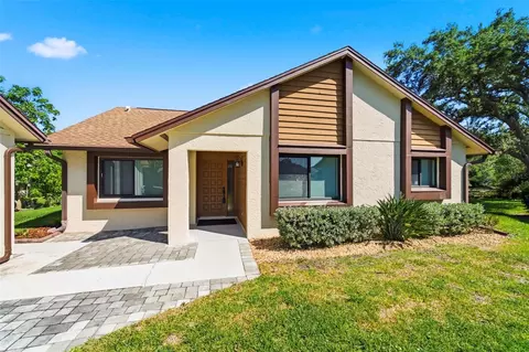 2210 Sequoia Dr, Clearwater, FL 33763