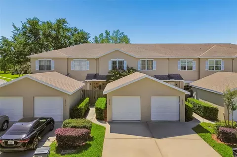 18529 Pebble Lake Ct, Tampa, FL 33647
