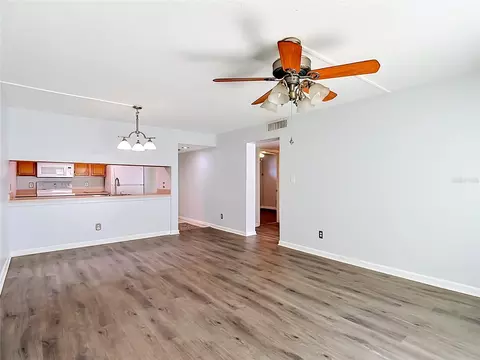 5820 N Church Ave #164, Tampa, FL 33614