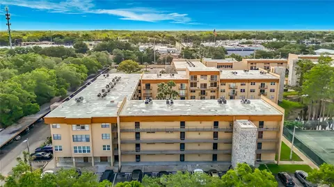 5820 N Church Ave #164, Tampa, FL 33614