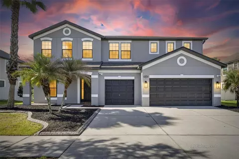 Exterior - 11807 Harpswell Dr, Riverview, FL 33579 photo 2 of 9