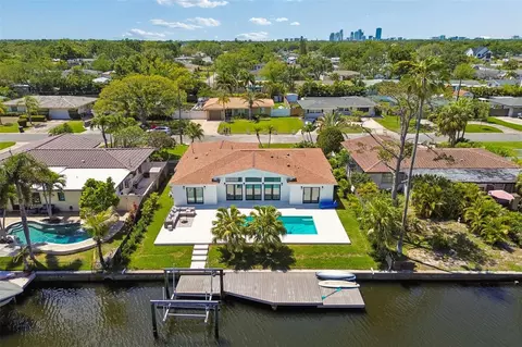 797 45th Ave NE, Saint Petersburg, FL 33703