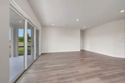 Living - 17526 Foxtail Loop, Venice, FL 34293 photo 2 of 3