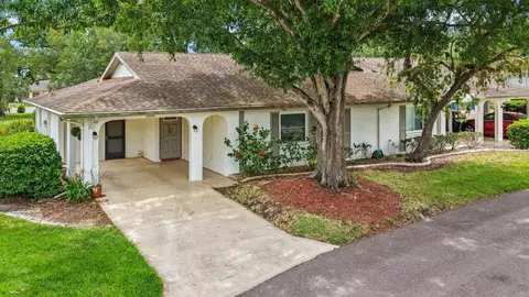 2034 Hawkhurst Cir #178, Sun City Center, FL 33573