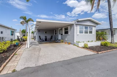 2712 17th Street Ln W, Bradenton, FL 34205