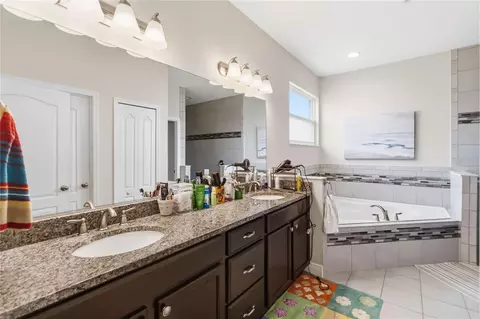 Bath - 1312 Nova Park Ct, Saint Cloud, FL 34771 photo 1 of 3