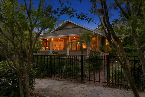 316 9th Ave NE, Saint Petersburg, FL 33701