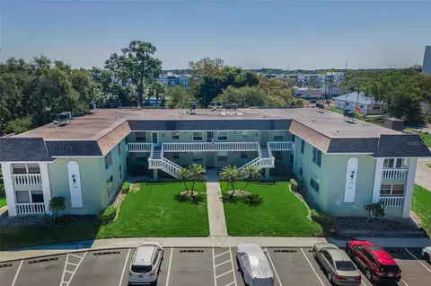 1250 S Pinellas Ave #205, Tarpon Springs, FL 34689