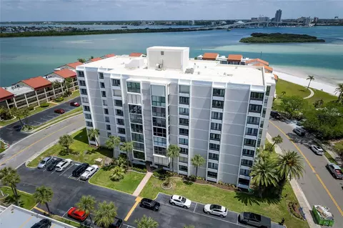 855 Bayway Blvd #308, Clearwater Beach, FL 33767