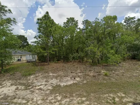 3881 W Parkview Dr, Dunnellon, FL 34433